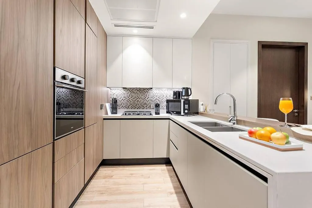 First Class 1Br High-End Luxury Living Dubai Apartment